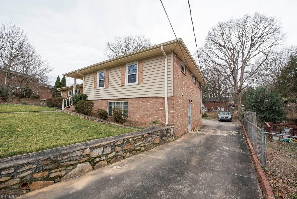 1520 Berwick Road Southwest Winston-Salem, NC 27103 - Photo 23 of 31 Gallery Image 23