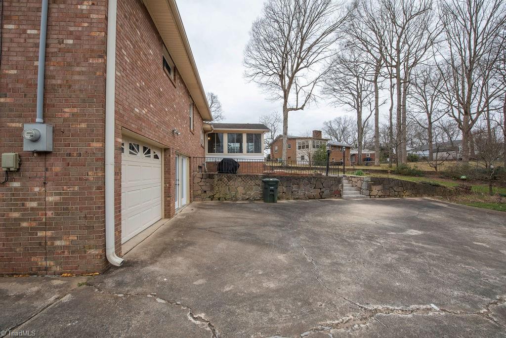 1520 Berwick Road Southwest Winston-Salem, NC 27103 - Photo 24 of 31 Gallery Image 24