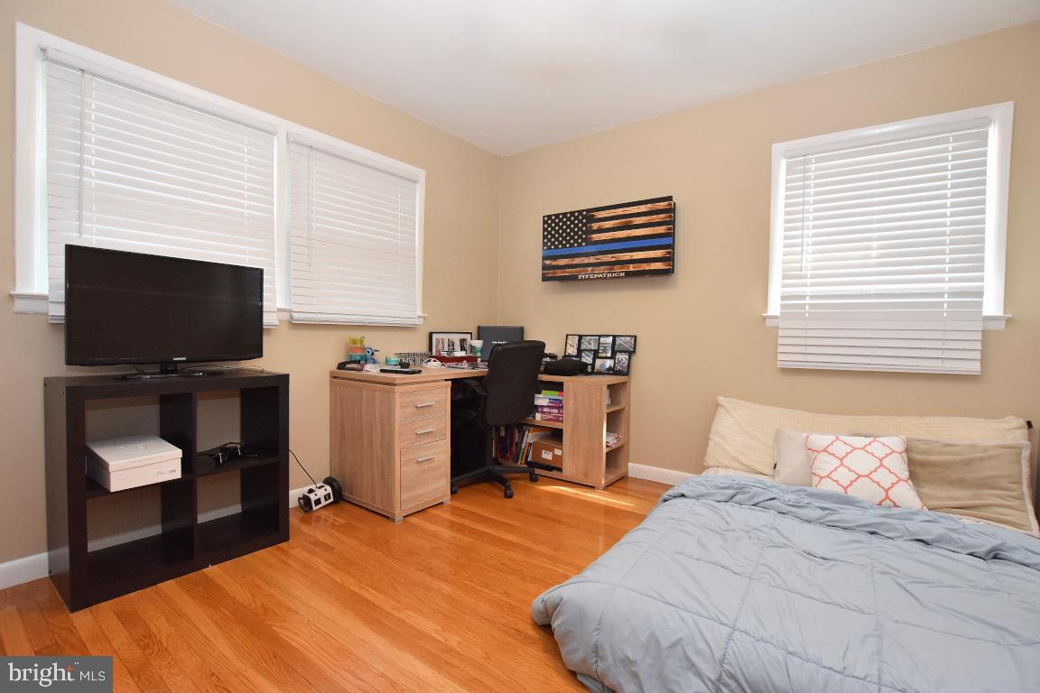 40 Linden Road Burlington, NJ 08016 - Photo 12 of 27