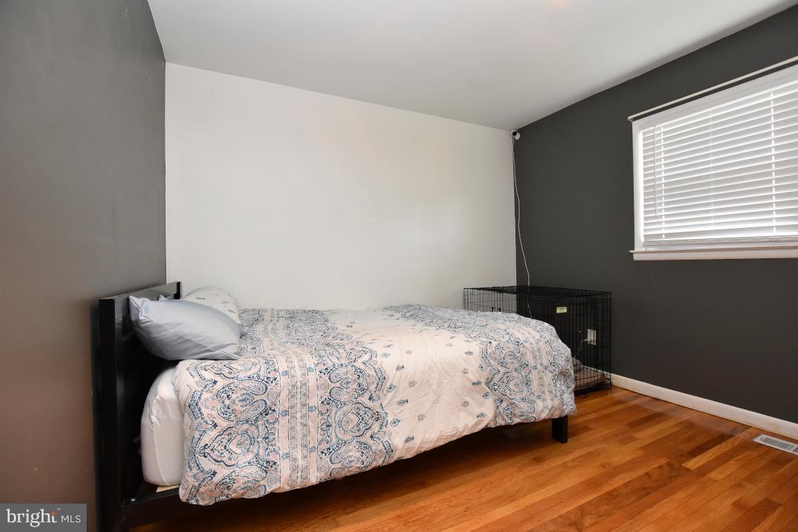 40 Linden Road Burlington, NJ 08016 - Photo 13 of 27