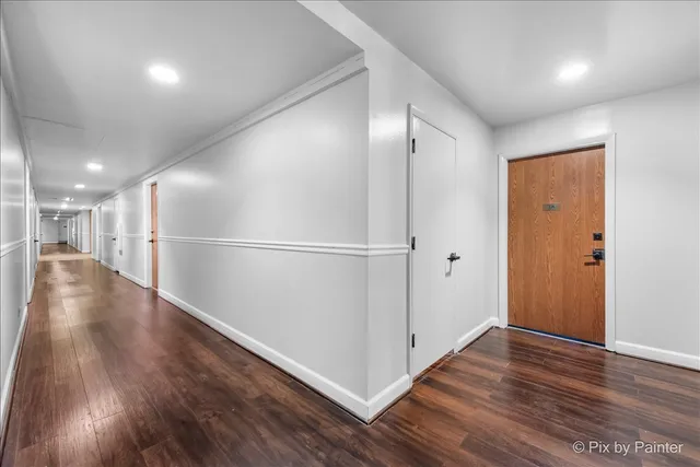 $185,000 | 5820 Oakwood Drive, Unit 1A, Lisle, IL 60532