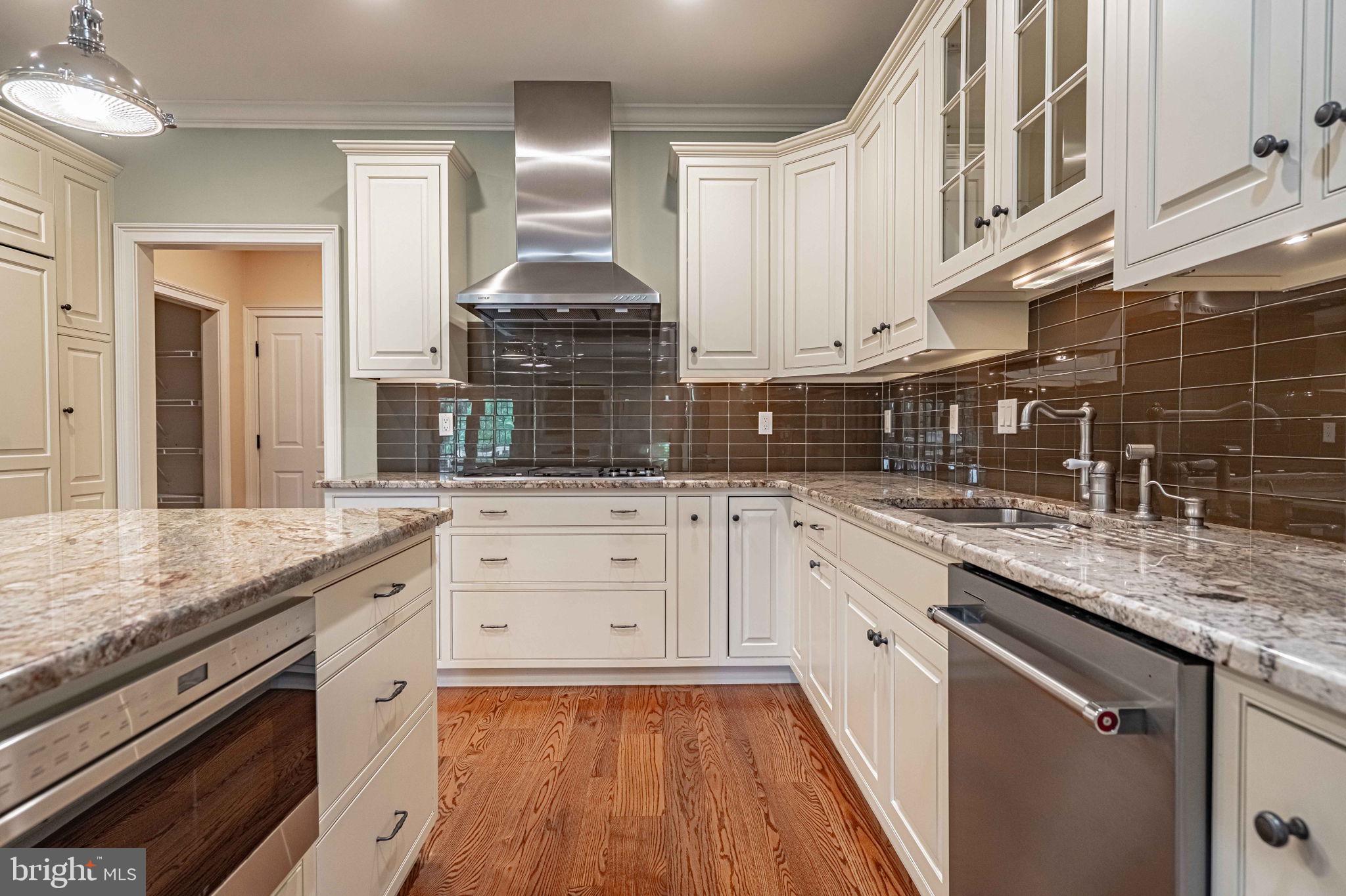 2061 Forge Run Bethlehem, PA 18015 - Photo 17 of 52 Gallery Image 17