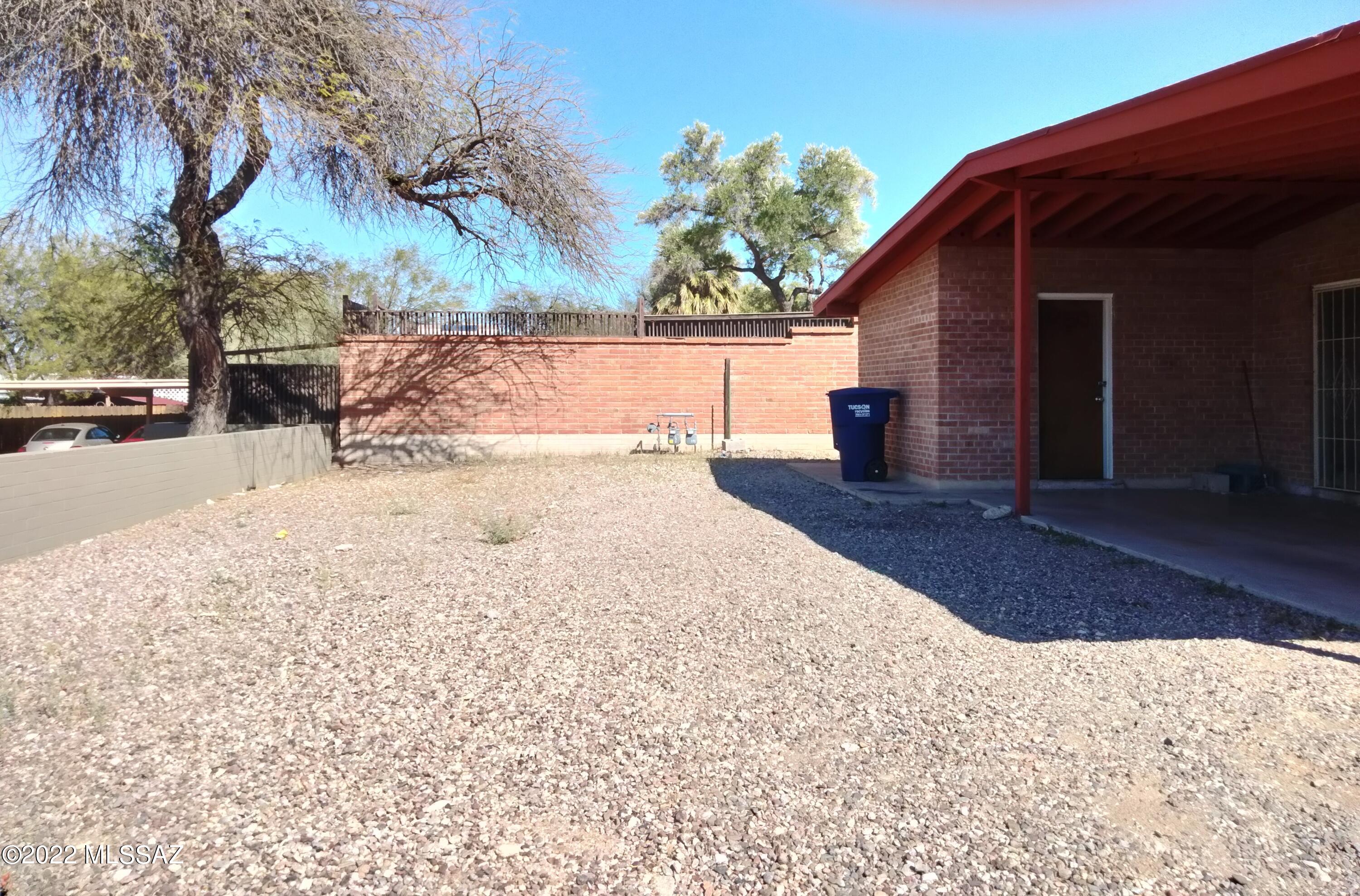 950 North Craycroft Road Tucson, AZ 85711 - Photo 4 of 16