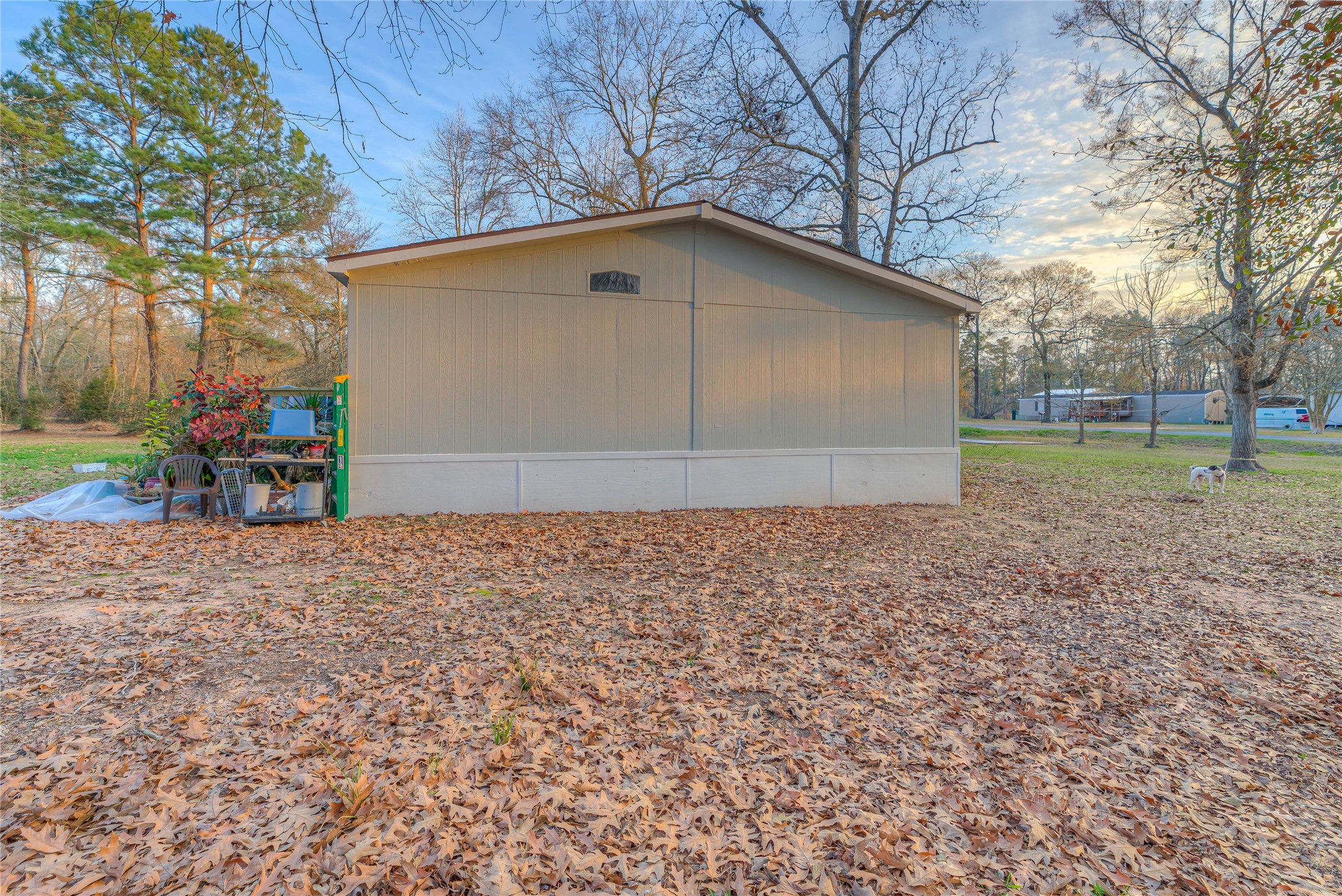 17709 Pine View Drive Conroe, TX 77302 - Photo 24 of 26 a backyard of a house with barbeque oven