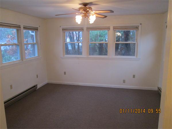1 Knoll Road Holbrook, MA 02343 - Photo 5 of 10