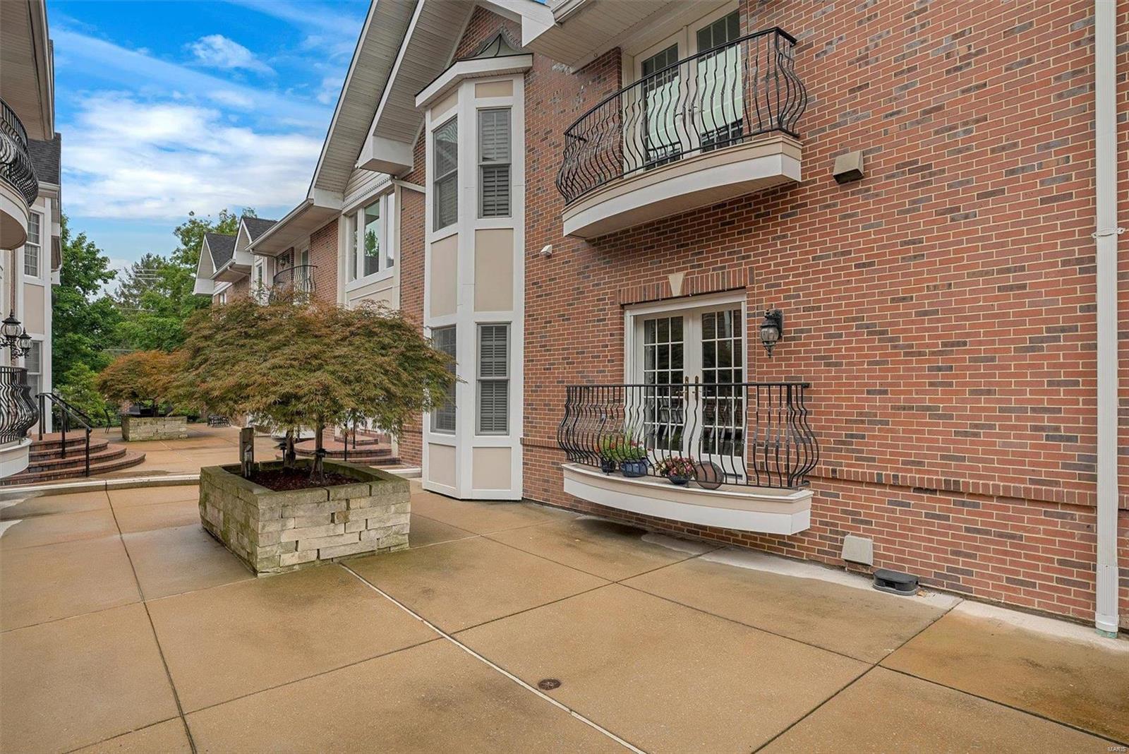 11299 Manchester Road, Unit 2 St. Louis, MO 63122 - Photo 1 of 22 Gallery Image 1