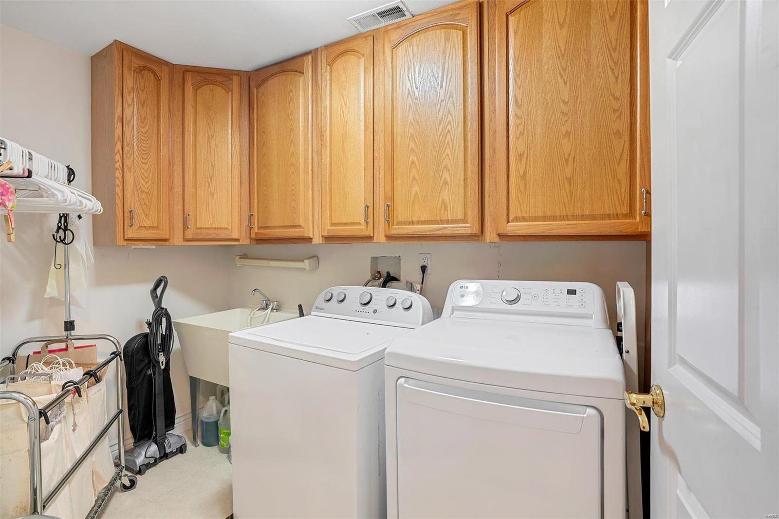 11299 Manchester Road, Unit 2 St. Louis, MO 63122 - Photo 21 of 22 Gallery Image 21