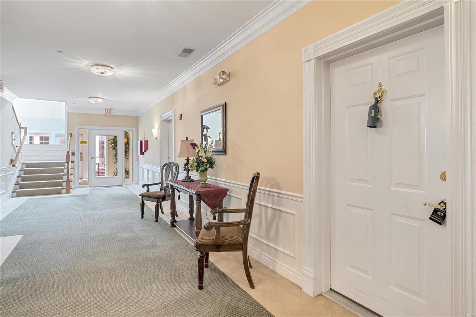 11299 Manchester Road, Unit 2 St. Louis, MO 63122 - Photo 3 of 22 Gallery Image 3