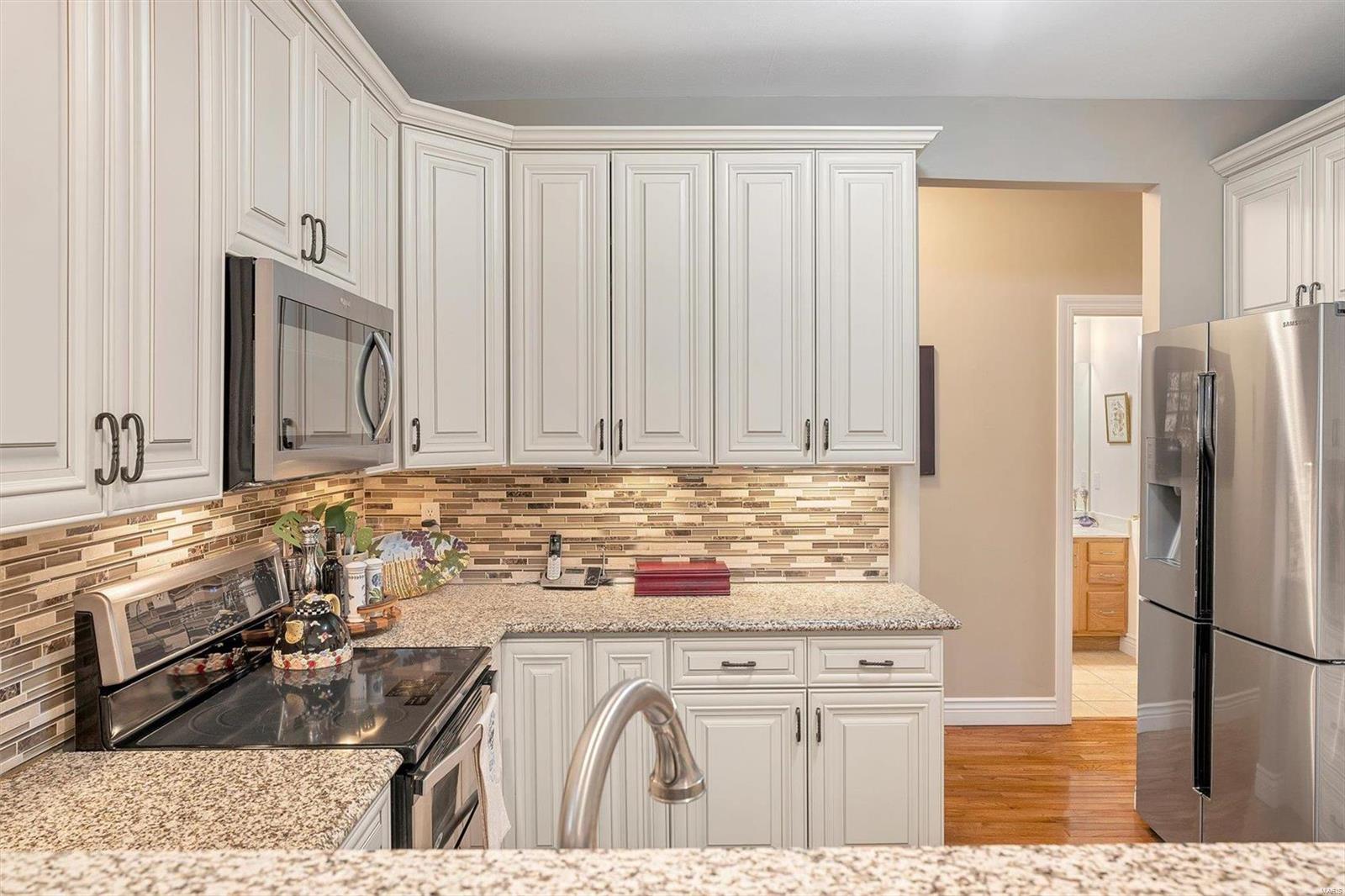 11299 Manchester Road, Unit 2 St. Louis, MO 63122 - Photo 10 of 22 Gallery Image 10