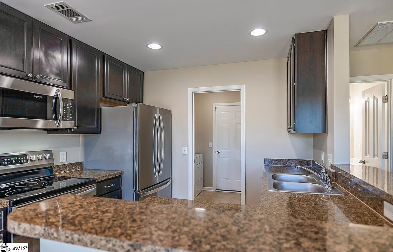 10 Remus Way Simpsonville, SC 29681 - Photo 13 of 32 Gallery Image 13