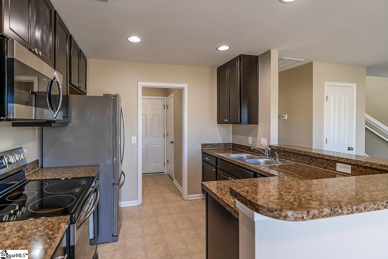 10 Remus Way Simpsonville, SC 29681 - Photo 14 of 32 Gallery Image 14
