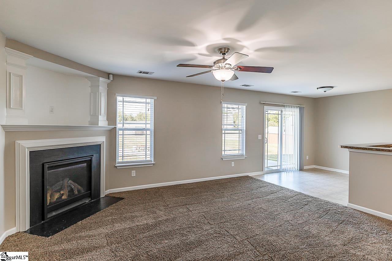 10 Remus Way Simpsonville, SC 29681 - Photo 5 of 32 Gallery Image 5