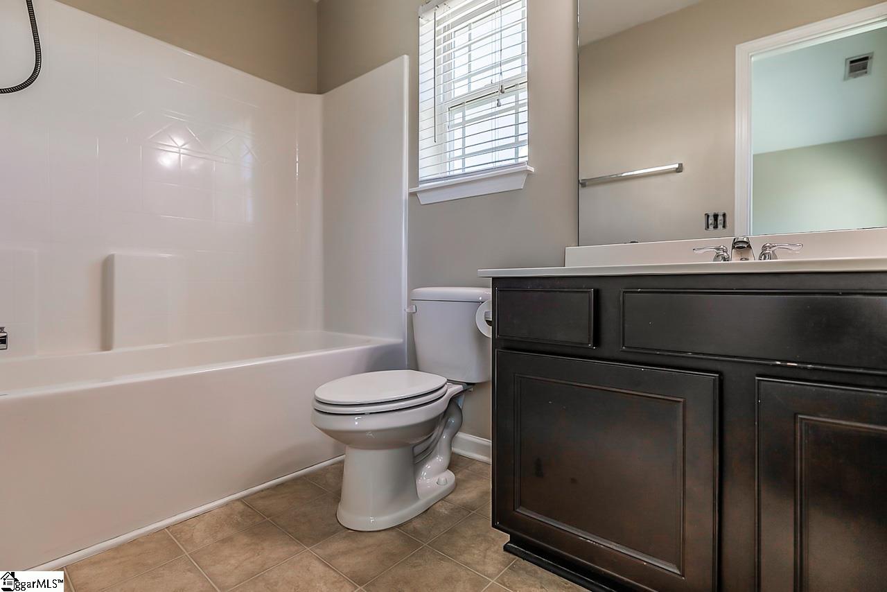 10 Remus Way Simpsonville, SC 29681 - Photo 6 of 32 Gallery Image 6