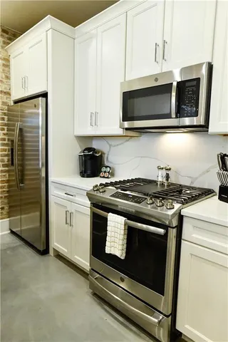$599,000 | 614 Baronne Street, Unit 102, New Orleans, LA 70113