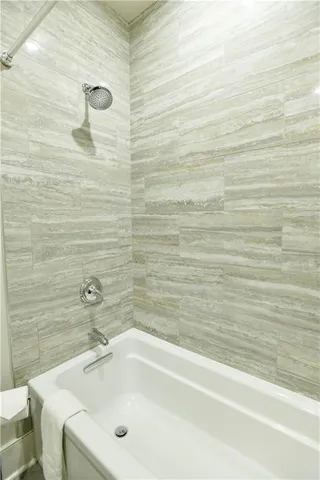 $599,000 | 614 Baronne Street, Unit 102, New Orleans, LA 70113