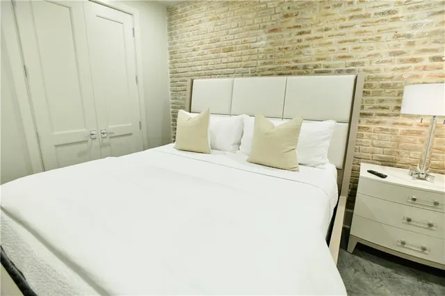 $599,000 | 614 Baronne Street, Unit 102, New Orleans, LA 70113