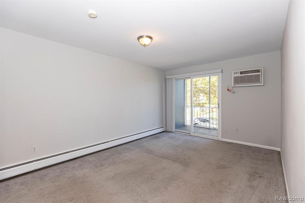 2419 Riverside Drive Trenton, MI 48183 - Photo 24 of 25
