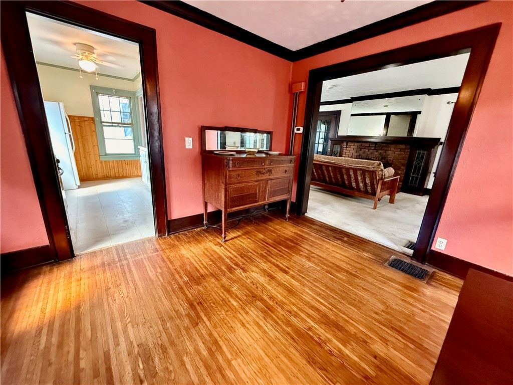 247 Genesee Park Boulevard Rochester, NY 14619 - Photo 12 of 32 Gallery Image 12