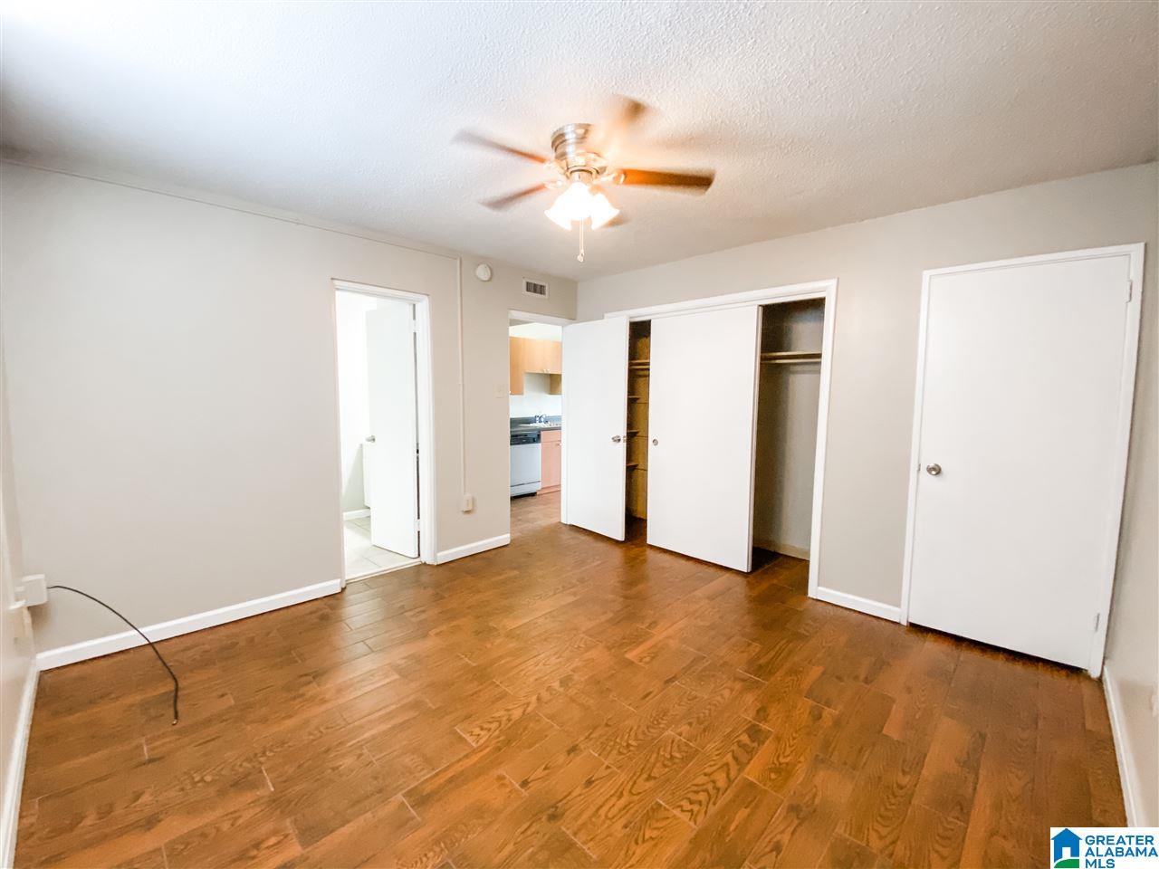 2990 Rhodes Circle South, Unit 121 Birmingham, AL 35205 - Photo 8 of 13