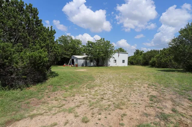 $295,000 | 1246 Lifestyle Lane, McGregor, TX 76657