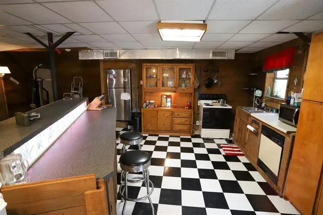 $295,000 | 1246 Lifestyle Lane, McGregor, TX 76657