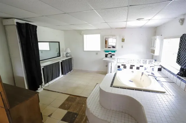 $295,000 | 1246 Lifestyle Lane, McGregor, TX 76657