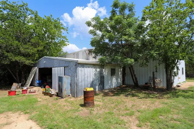 $295,000 | 1246 Lifestyle Lane, McGregor, TX 76657