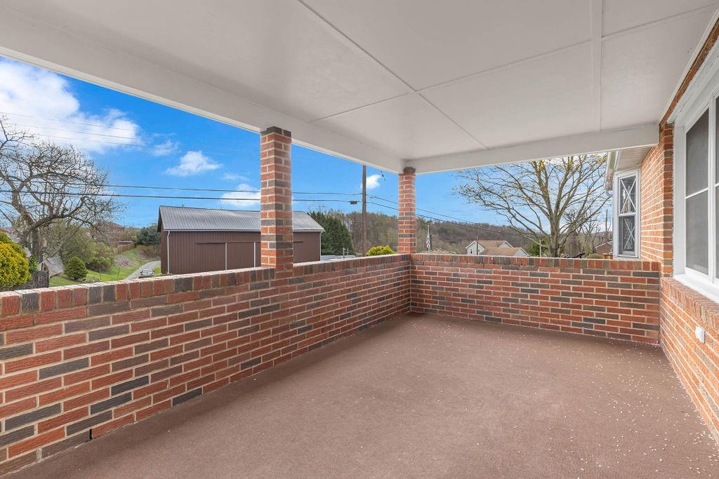 1795 Zehnder Road Ambridge, PA 15003 - Photo 2 of 19 Gallery Image 2