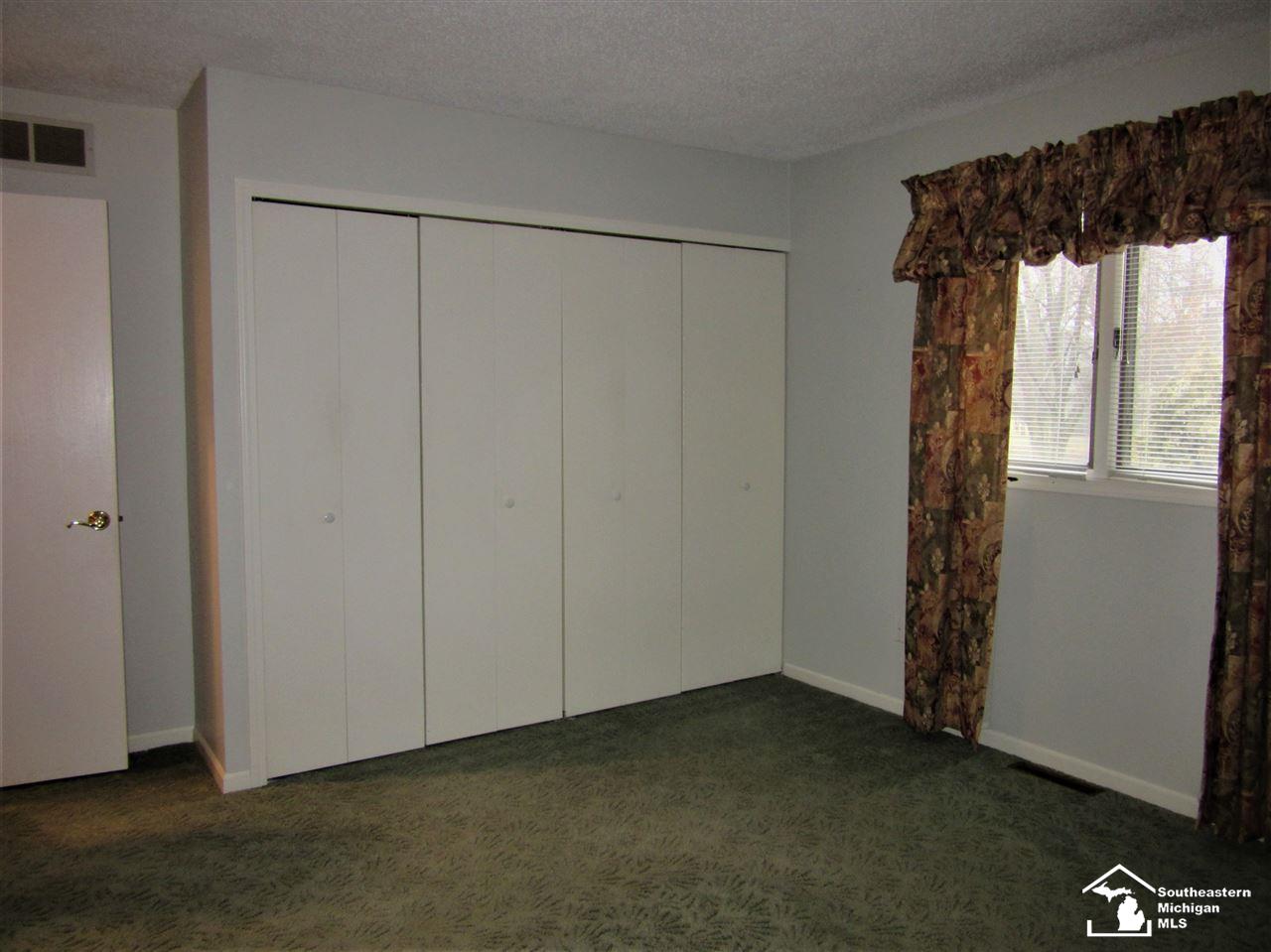 3783 Vivian Road Monroe, MI 48162 - Photo 23 of 39