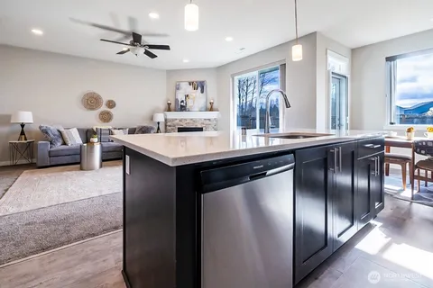 $594,900 | 10705 Northeast 99th Avenue, Vancouver, WA 98662