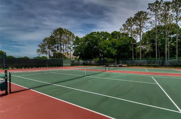 $385,000 | 984 Pembroke Point Way, Sun City Center, FL 33573