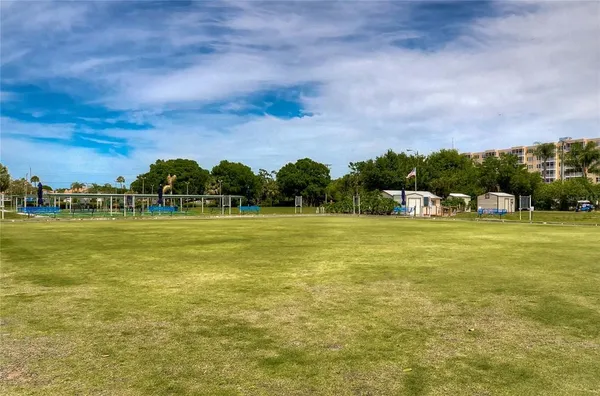 $385,000 | 984 Pembroke Point Way, Sun City Center, FL 33573