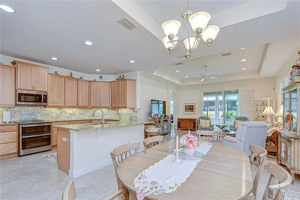 $385,000 | 984 Pembroke Point Way, Sun City Center, FL 33573