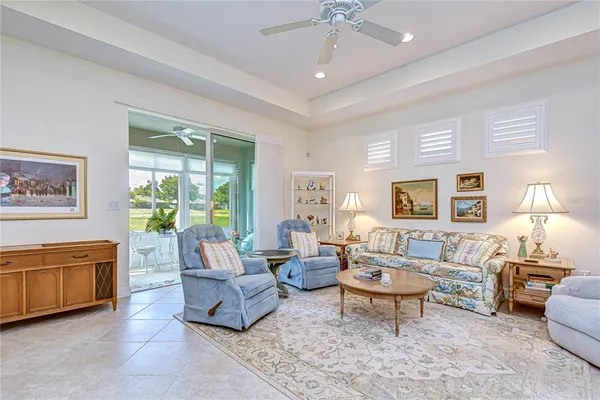 $385,000 | 984 Pembroke Point Way, Sun City Center, FL 33573