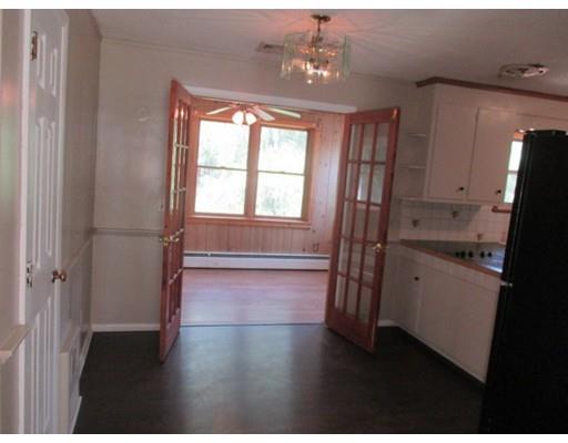 196 Marmon Street Springfield, MA 01129 - Photo 14 of 17 Gallery Image 14