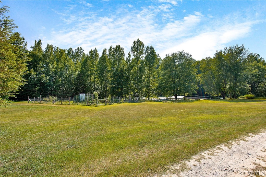 4895 Old Fredericksburg Road Gum Spring, VA 23065 - Photo 28 of 46