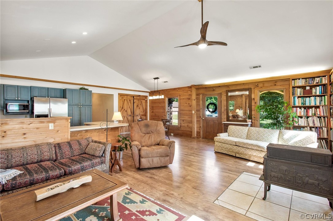 4895 Old Fredericksburg Road Gum Spring, VA 23065 - Photo 10 of 46