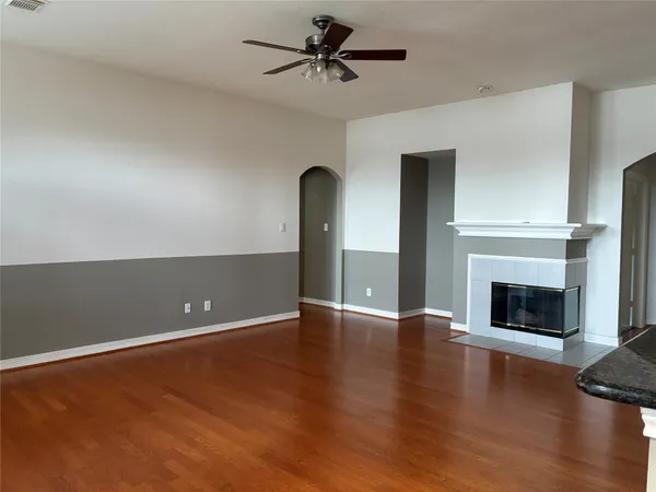 $2,700 | 2203 Summer Bay Court, Sugar Land, TX 77478