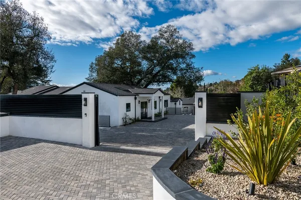 $3,945,000 | 3011 Frances Avenue, La Crescenta, CA 91214