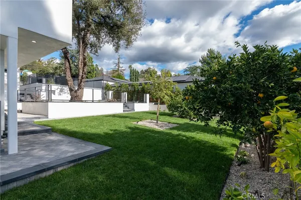 $3,945,000 | 3011 Frances Avenue, La Crescenta, CA 91214