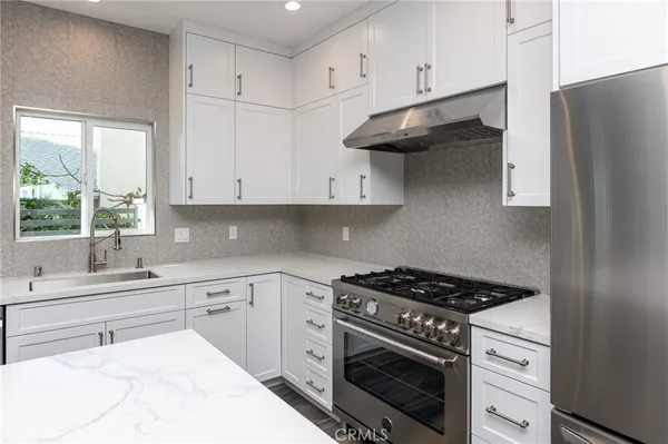 $3,945,000 | 3011 Frances Avenue, La Crescenta, CA 91214