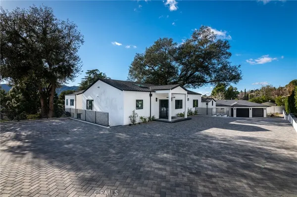 $3,945,000 | 3011 Frances Avenue, La Crescenta, CA 91214