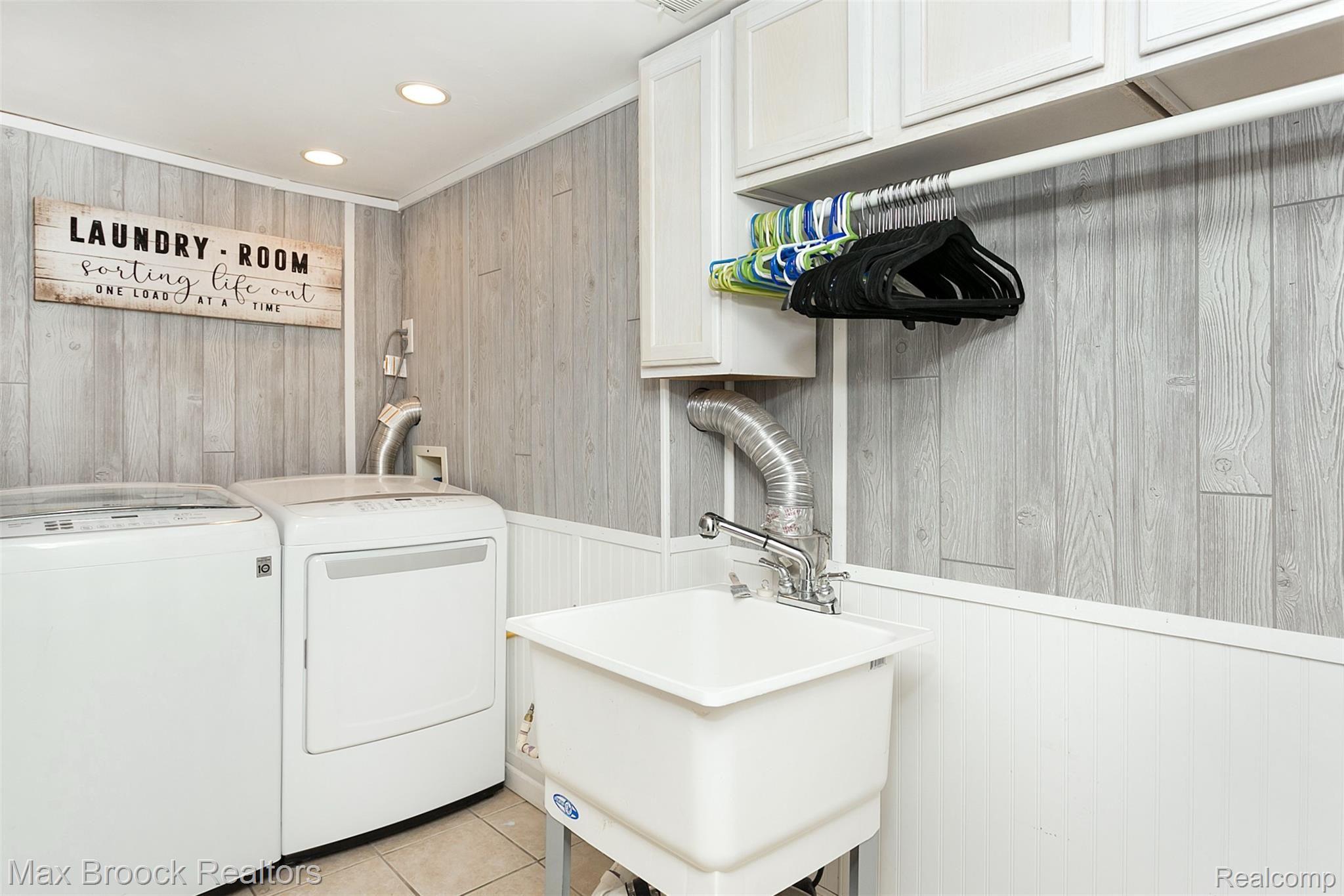 3718 Dearborn Avenue Rochester, MI 48309 - Photo 31 of 36 Dearborn-30.jpg