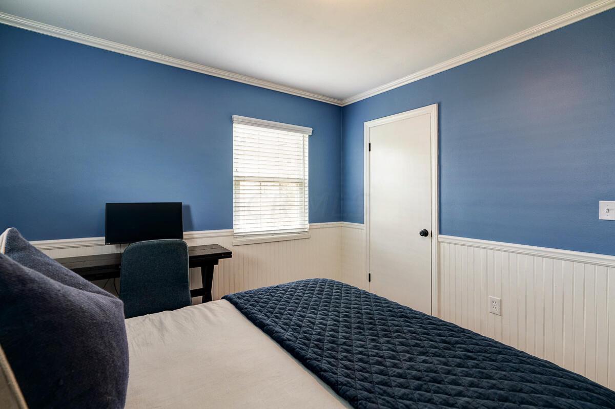 2048 Jervis Road Columbus, OH 43221 - Photo 22 of 34 Bedroom 3 angle 2