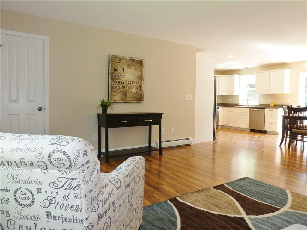 635 Chadbourne Road Standish, ME 04084 - Photo 13 of 35 Living Room