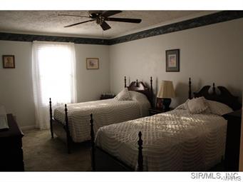 806 James Street Waterloo, IL 62298 - Photo 8 of 15 Gallery Image 8