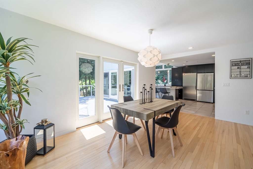 5 Moon Hill Road Lexington, MA 02421 - Photo 8 of 42 Gallery Image 8