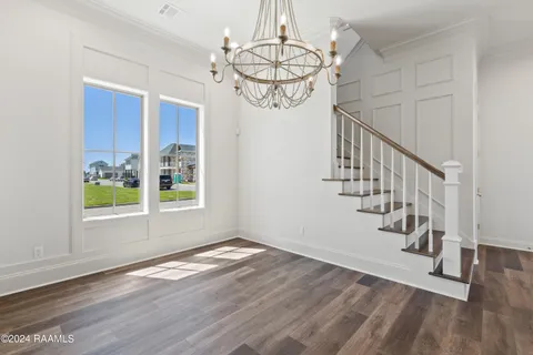 $553,999 | 400 Villager Avenue, Scott, LA 70583