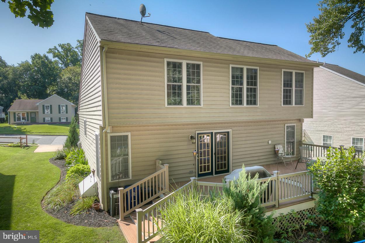 4608 Vicky Road Baltimore, MD 21236 - Photo 29 of 30 a aerial view of a house with swimming pool next to a yard