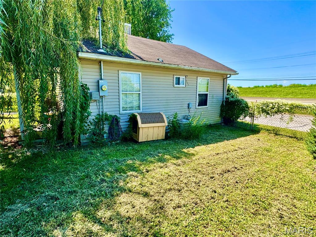 132 North Old St Louis Road Hartford, IL 62048 - Photo 8 of 24 Gallery Image 8